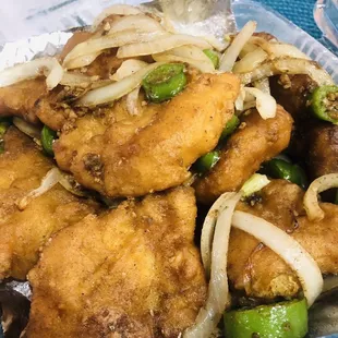 food, chicken wings and fried chicken