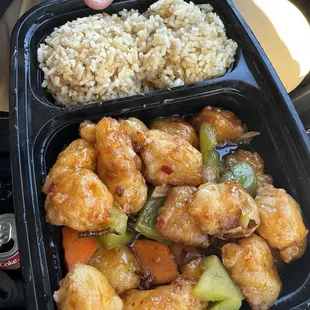 General Tao&apos;s Chicken Lunch
