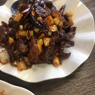 Kung Pao Beef*