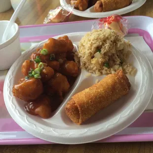 General Tso&apos;s lunch special