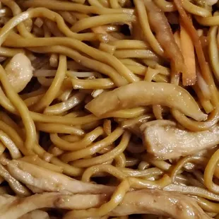 Chicken Lo Mein. Could feed at least 3 people.
