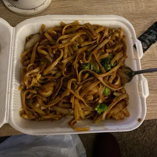 Shrimp lo mein