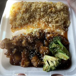 Sesame chicken...the broccoli is nice and crunchy...not soggy :)