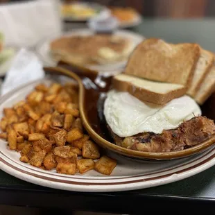 Eggs and Corned beef hash