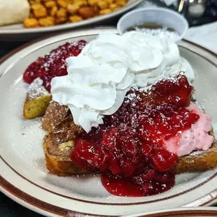 Strawberry french toast