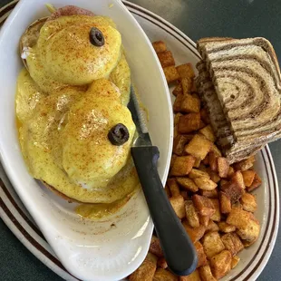 Eggs Benedict