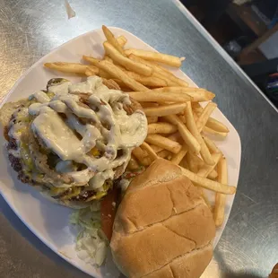Jalapeño burger with fries