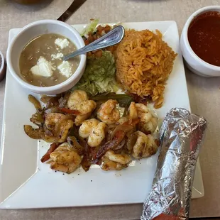 Camaron a la Diablo with sauce on the side as requested. Served with corn or flour tortillas-my packet had at least 6!