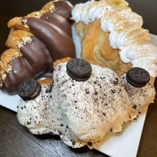 Cookies And Creme Croissant