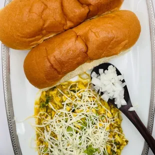 Egg Kheemo with Amul Cheese on top