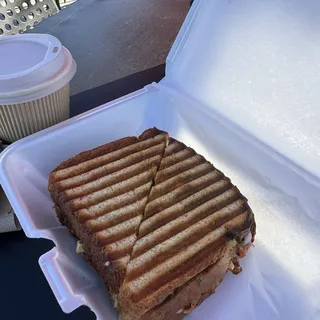 Paneer Peri Peri Sandwich