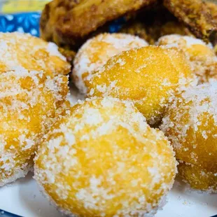 a plate of fried chicken nuggies
