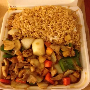 Kong pao chicken- taste pretty good