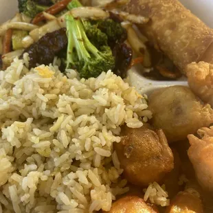 Hunan Beef Deluxe Dinner