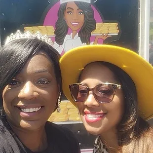 I asked EggRollDiva for a quick photo. She graciously answered with a smile &quot;Of course!&quot;