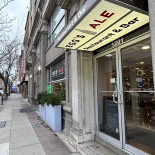 the entrance to the restaurant