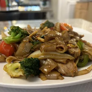 Drunken noodles with duck