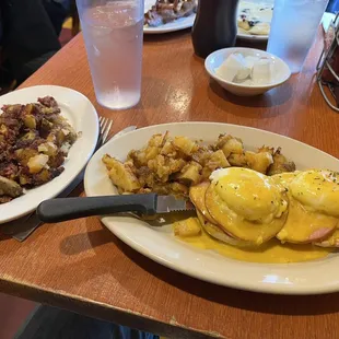 Crabby Eggs Benedict