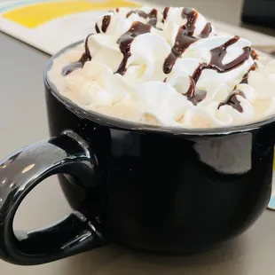 Hot chocolate (served lukewarm)