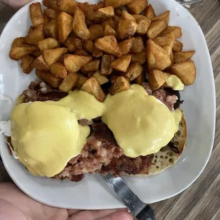 Corned Beef Benedict