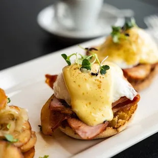 Classic Benedict by eggspectation