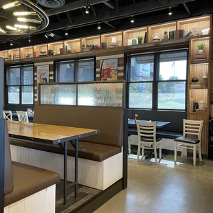 he interior of a restaurant