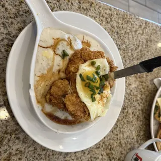 Spicy Chicken N Biscuits