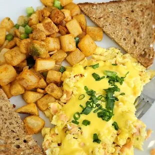 Smoked salmon scramble