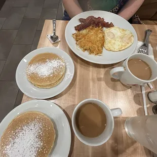 Basic breakfast well done with options for a lot more.