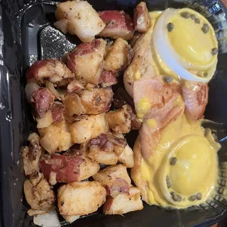 Salmon Benedict