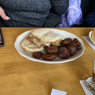 Fried Chicken & Biscuit