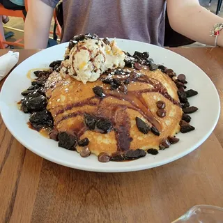 Cookies & Cream Pancakes (4)