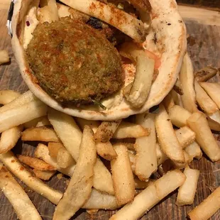 Falafel Pita