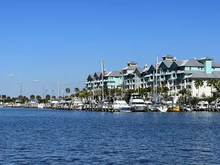 Latitudes Tours