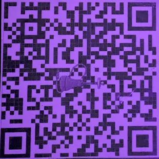 a qr code with a picture of an apple