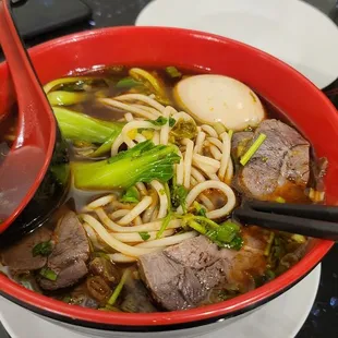Spicy beef noodle soup