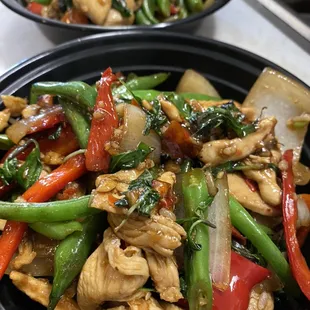 Spicy Basil chicken