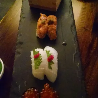 Ikura Nigiri