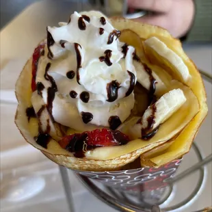 Strawberry/banana crepe