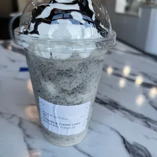 Cookies &amp; Cream Latte
