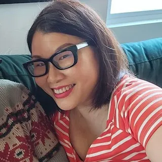 Lili C.