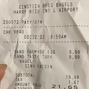 In what world does turkey and a cinnamon raisin bagel go together?