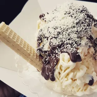 Spaghetti ice cream with nutella sauce