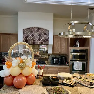 Fall themed birthday balloon bouquet