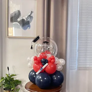 Graduation balloon bouquet