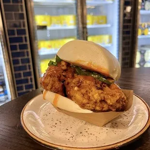 Classic neighborhood bird