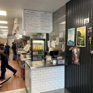 the inside of a fast food restaurant