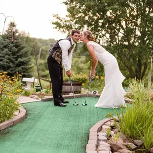 Mini golf after the wedding ceremony.