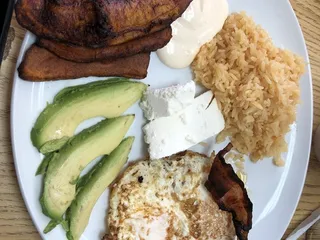 Mercadito Latino Restaurant