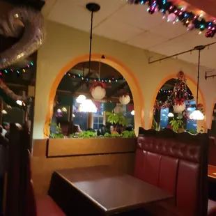 Booths and tables....